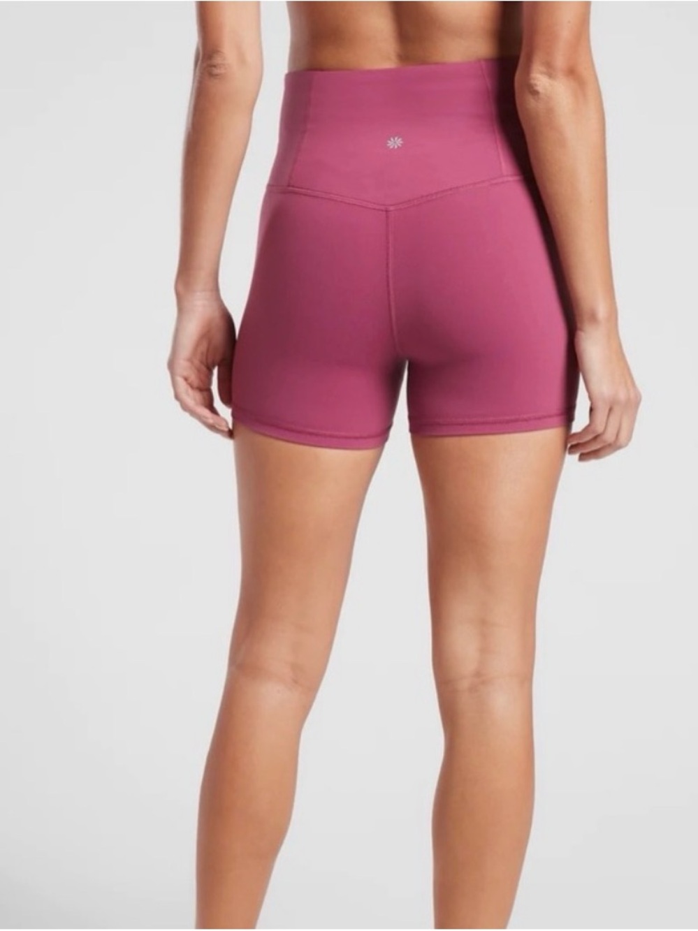 NWT ATHLETA LARGE VINTAGE PLUM ELATION SHORTIE